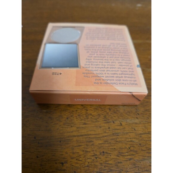 Mally XO Face Defender Matifiant .46 oz 13 g Full Size With Sponge Universal NIB - Picture 4 of 6